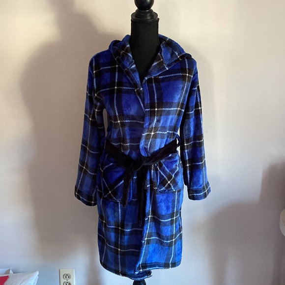 Kids Cuddl Duds hooded fleece robe with 2 front pockets size large blue plaid - Picture 2 of 15